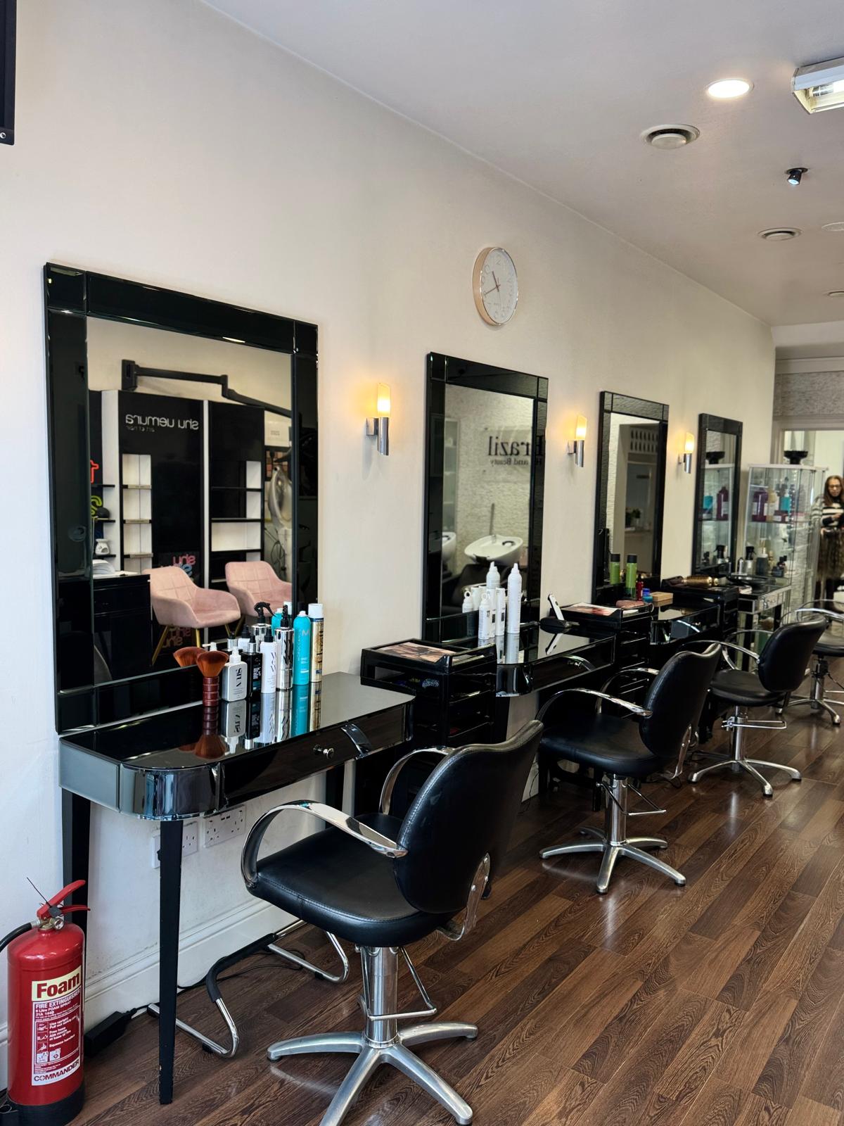 Flavia Silva — hair & beauty specialist in London